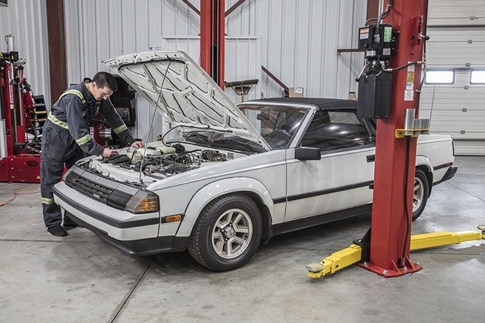 Predictive Vehicle Diagnostics and Maintenance Strategies | New Age Motors