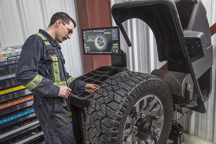Tire Balancing & Vehicle Diagnostics | New Age Motors