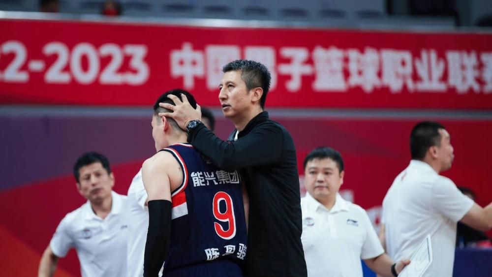 亚洲乱码一二三四区麻豆