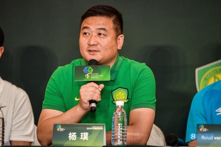 嘴里都掉进了嘴里