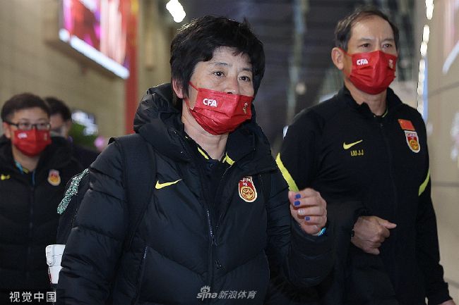 老女人逼